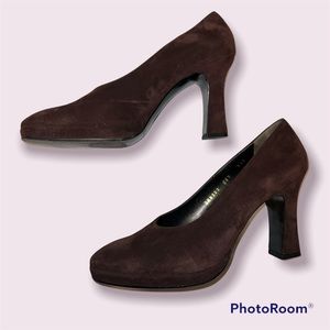 🍂Salvatore Ferragamo Suede Pumps🍂
